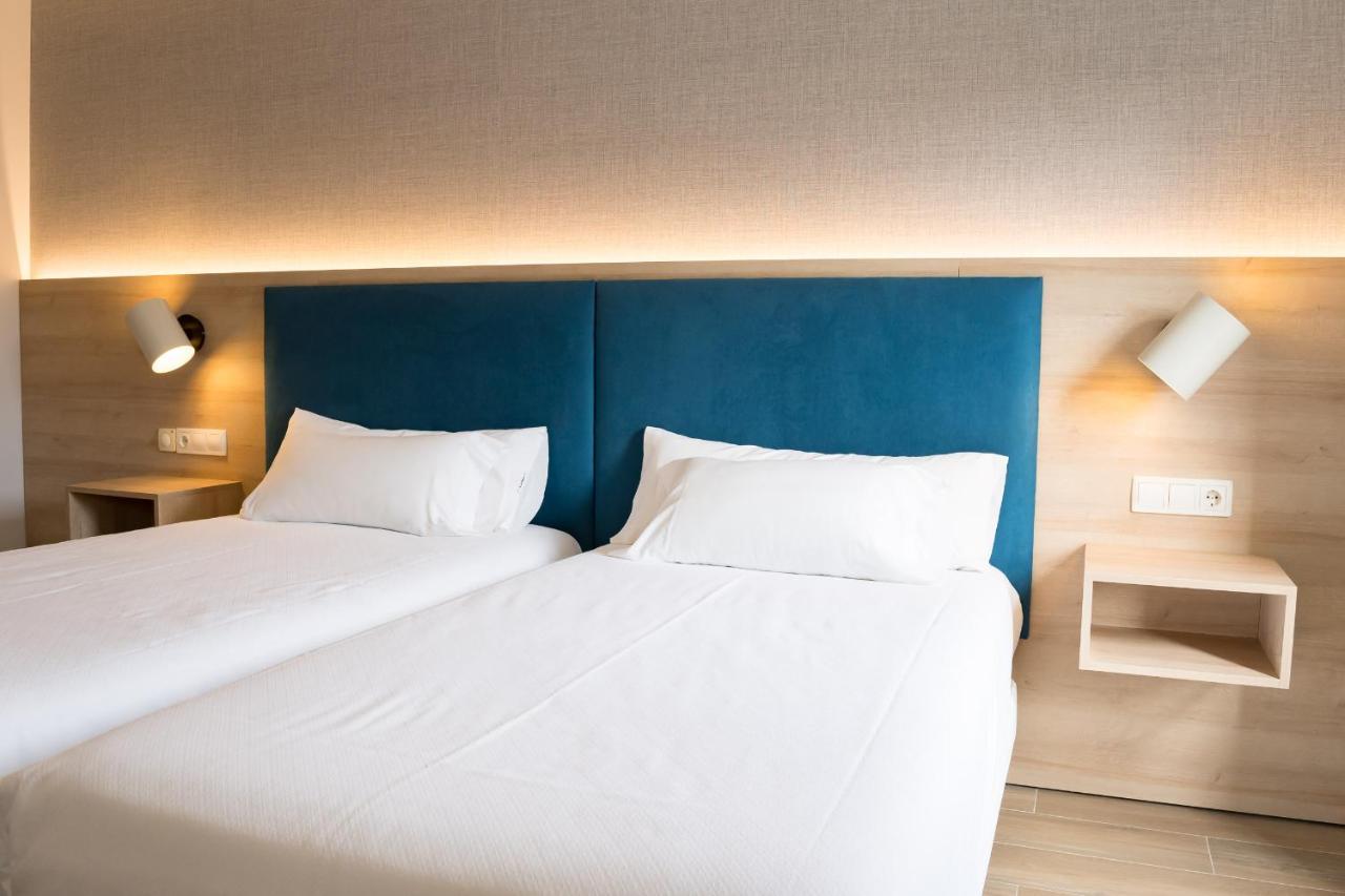 Parking Miradoiro De Belvis Hotel 2*